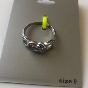 NWT: Heart Infinity Studio S Fashion Ring - Size 9